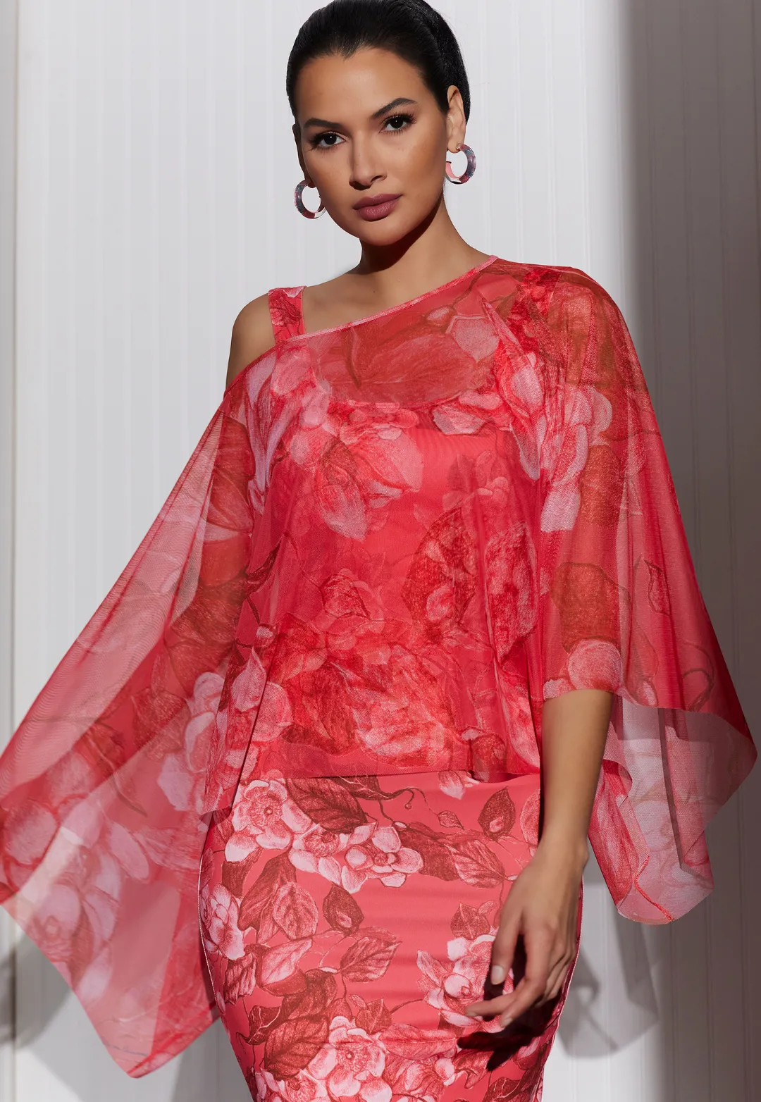 Clivia Sheer Top in Coral Grandiflora