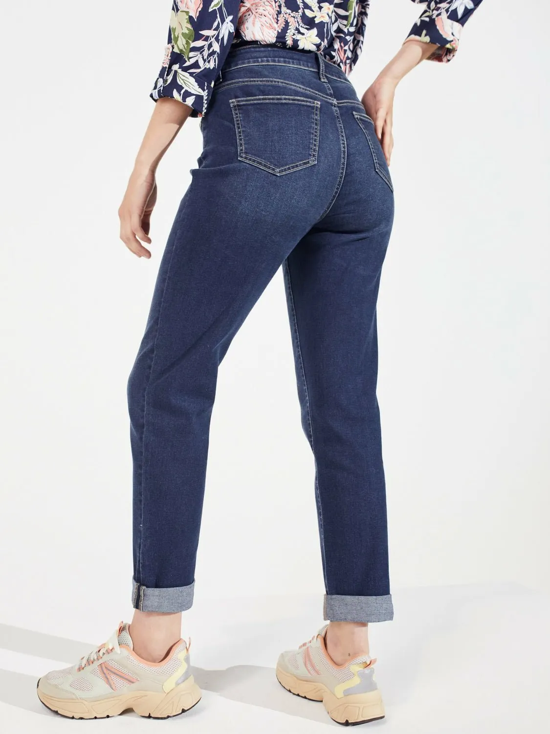 Dressbarn Girlfriend 5 Pocket Jean With Double Rolled Cuff