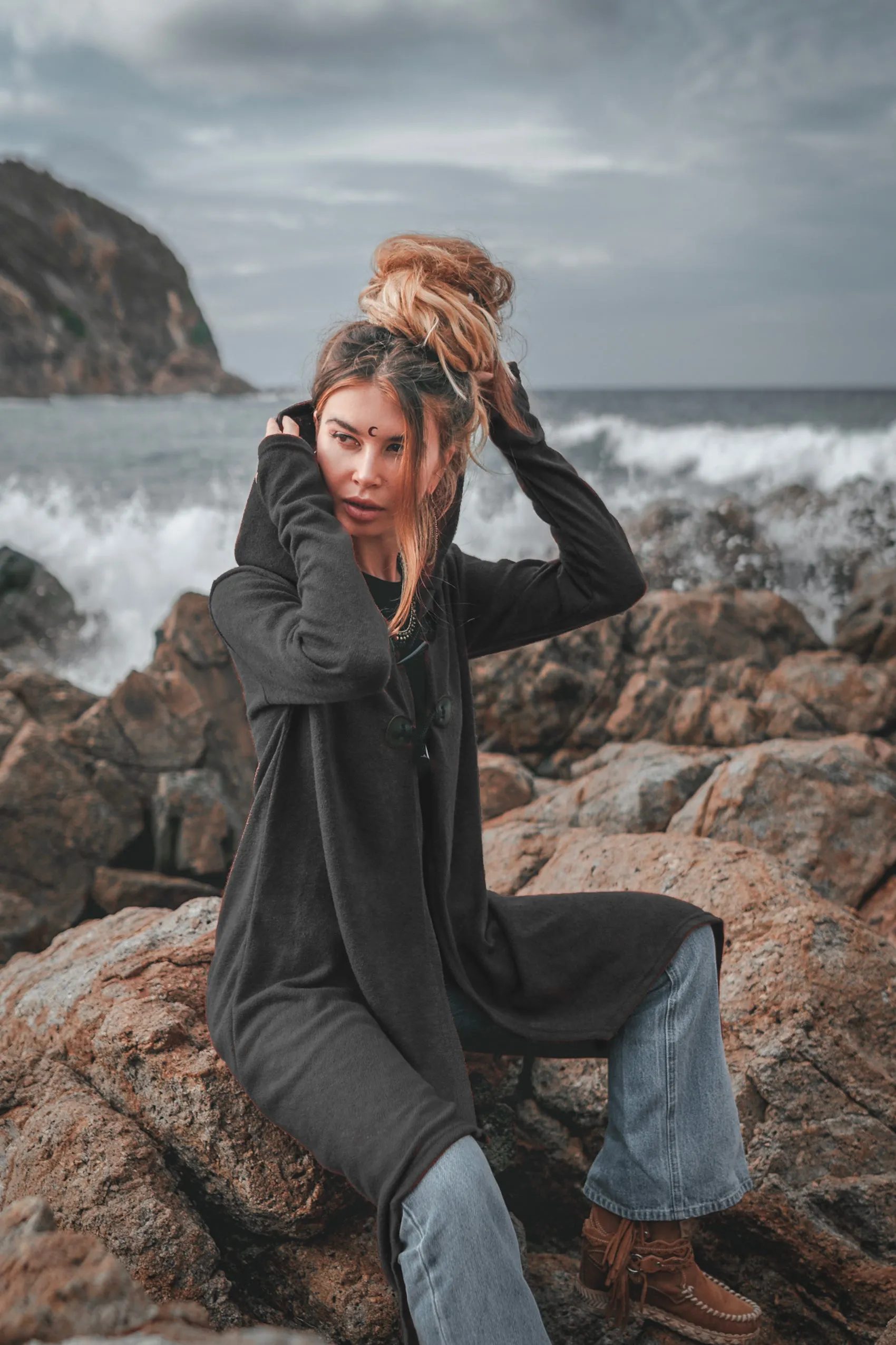 Hooded Cardigan Kala Acana Black