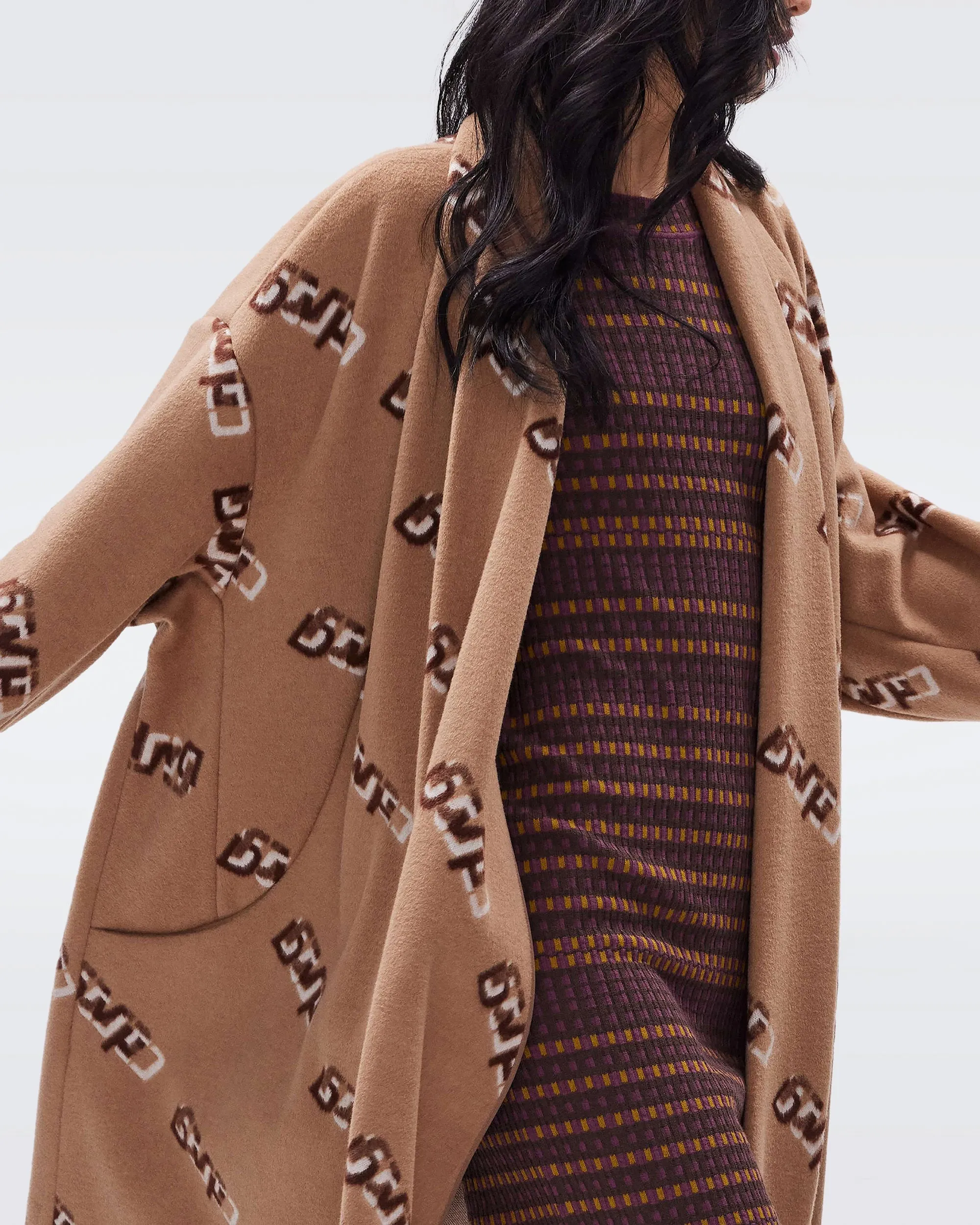 Ray Knit Jacquard Coat