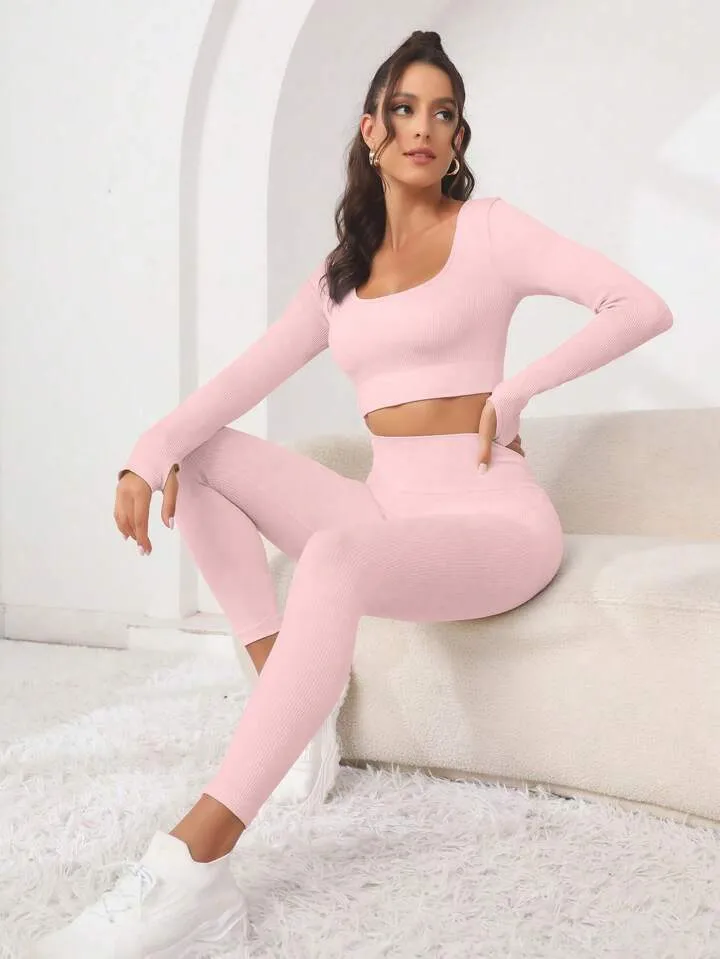 Threaded seamless yoga suit