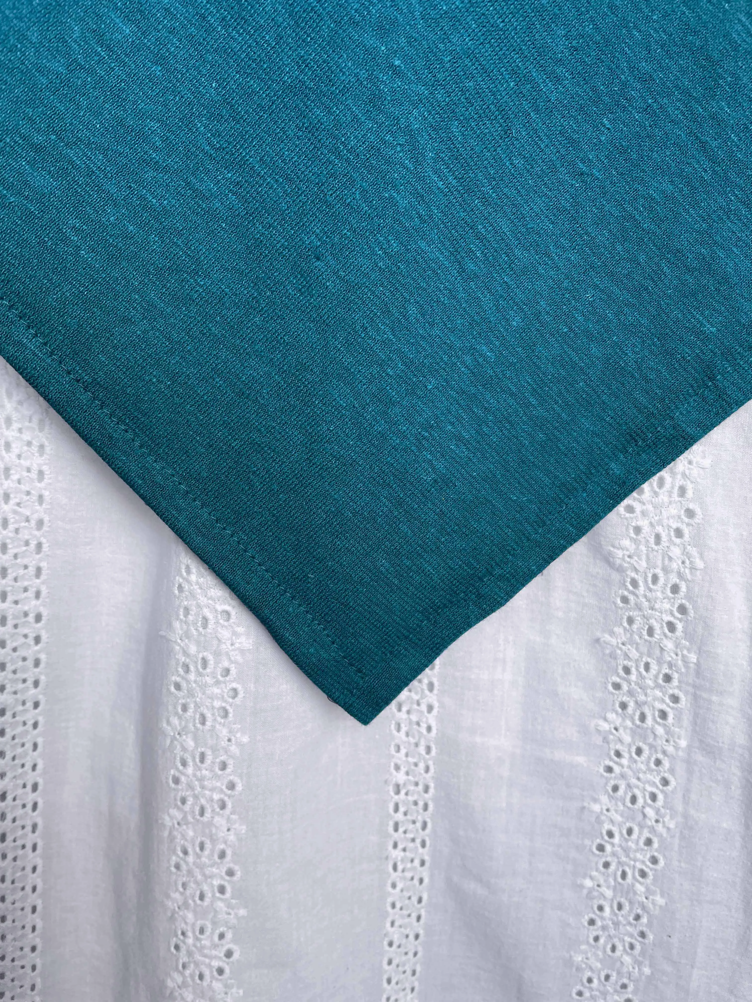 Women's Hemp / Organic Cotton Lightweight Poncho with Falling Feathers - Peacock Blue