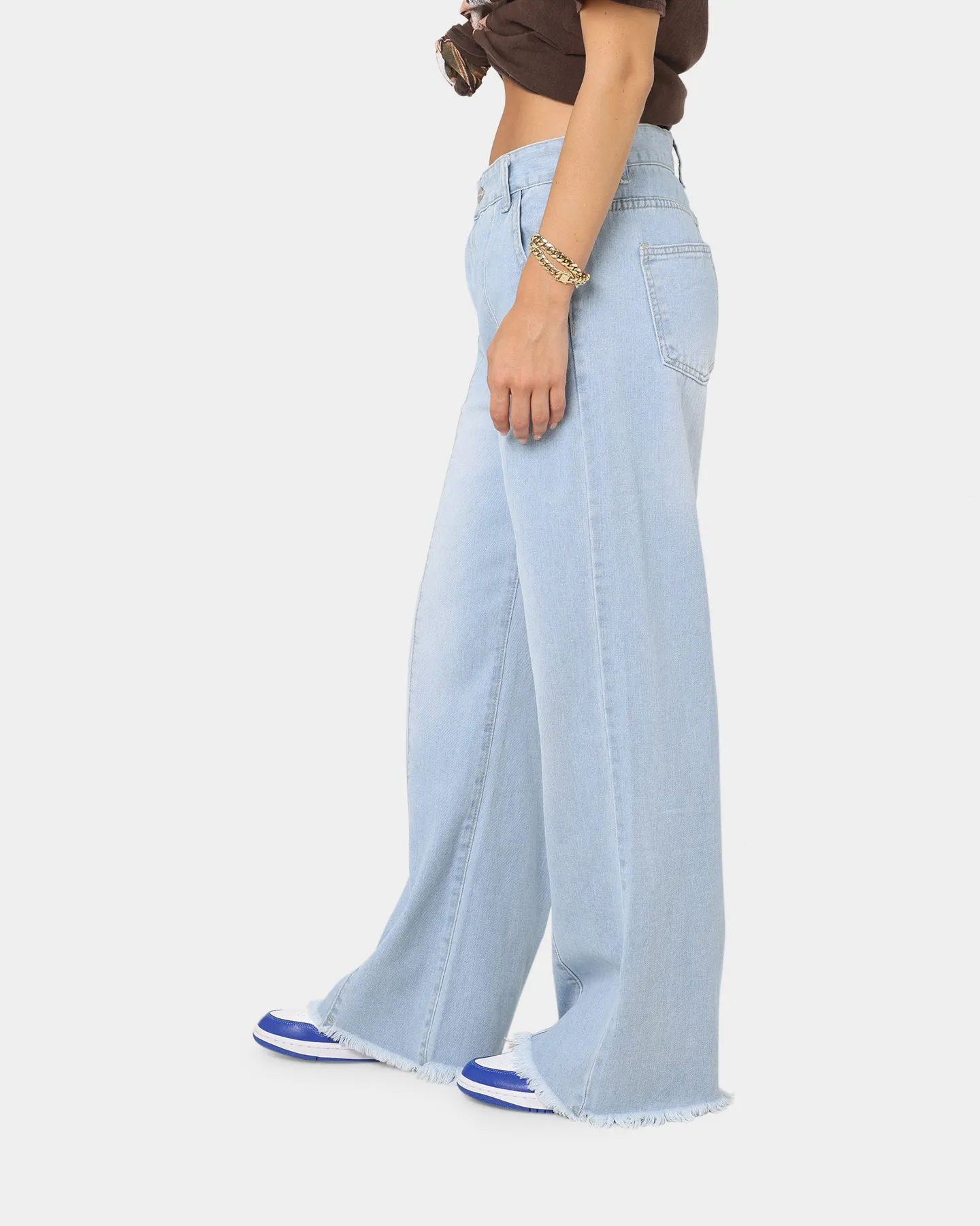 XXIII Women's Callie Pleat Bell Bottom Jeans Blue